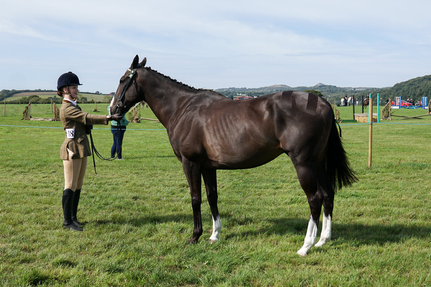 lanlivery show in hand part 2