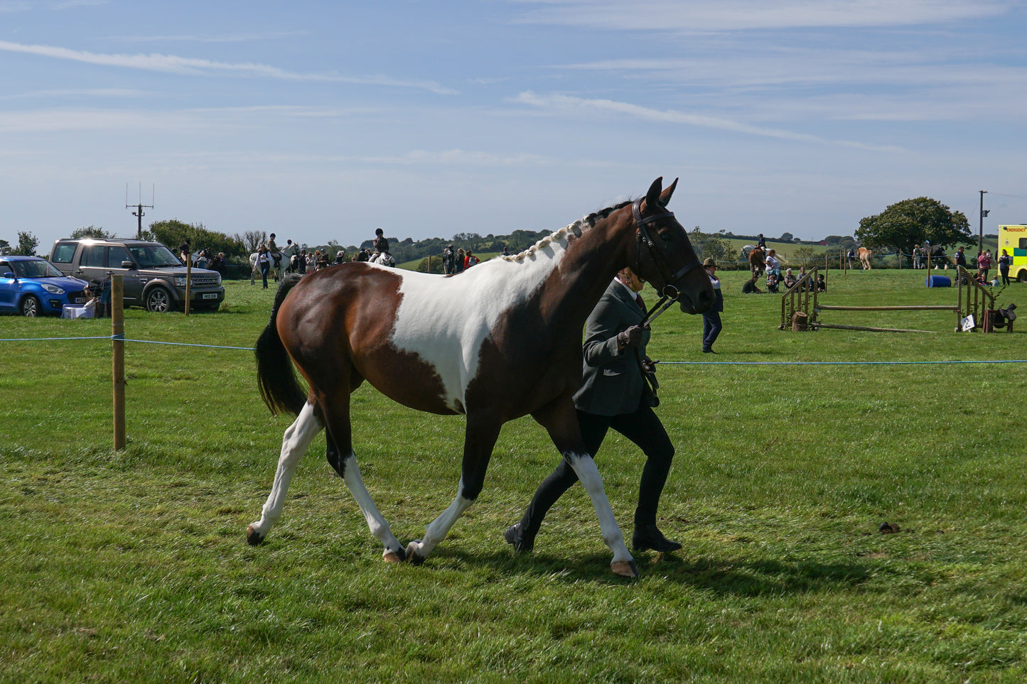 lanlivery show in hand part 3