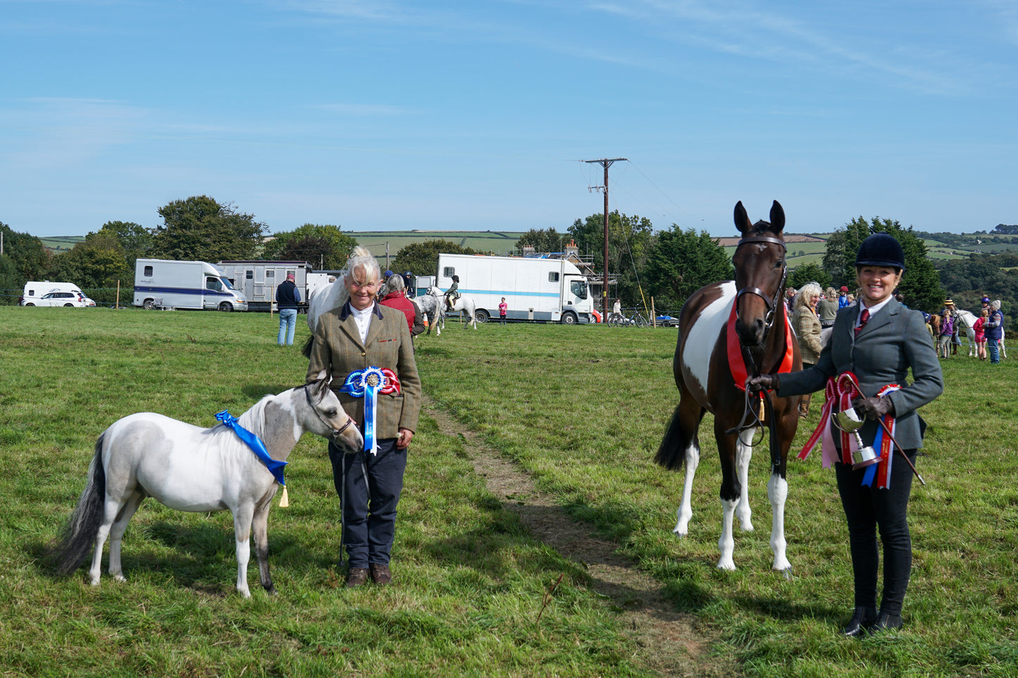 lanlivery show in hand part 4