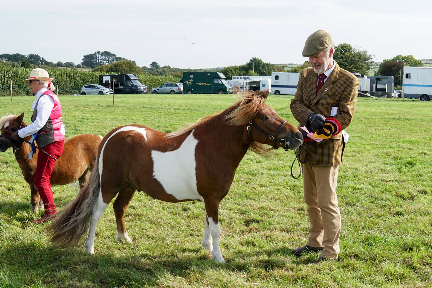 lanlivery show in hand part 1