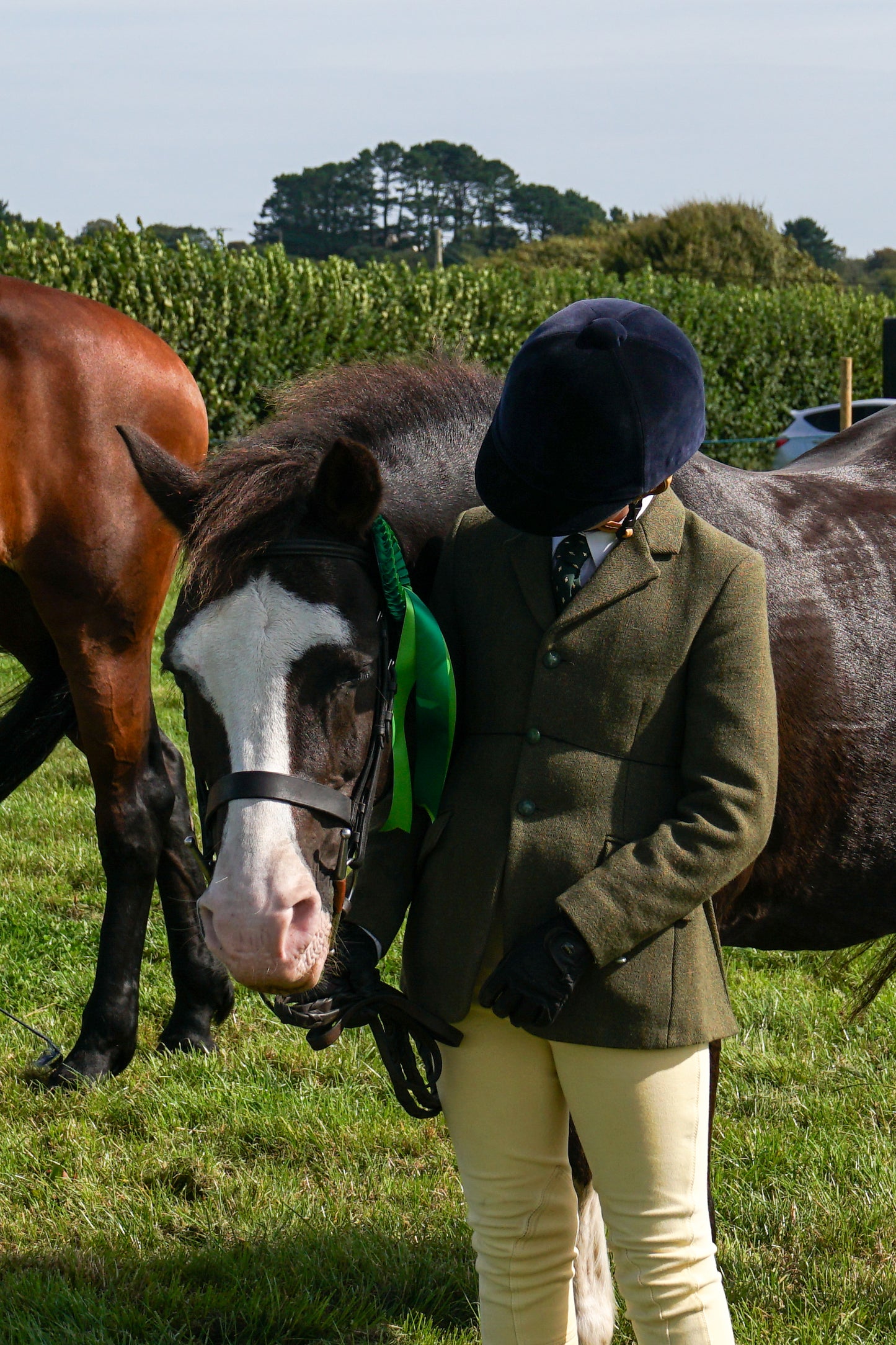 lanlivery show in hand part 1