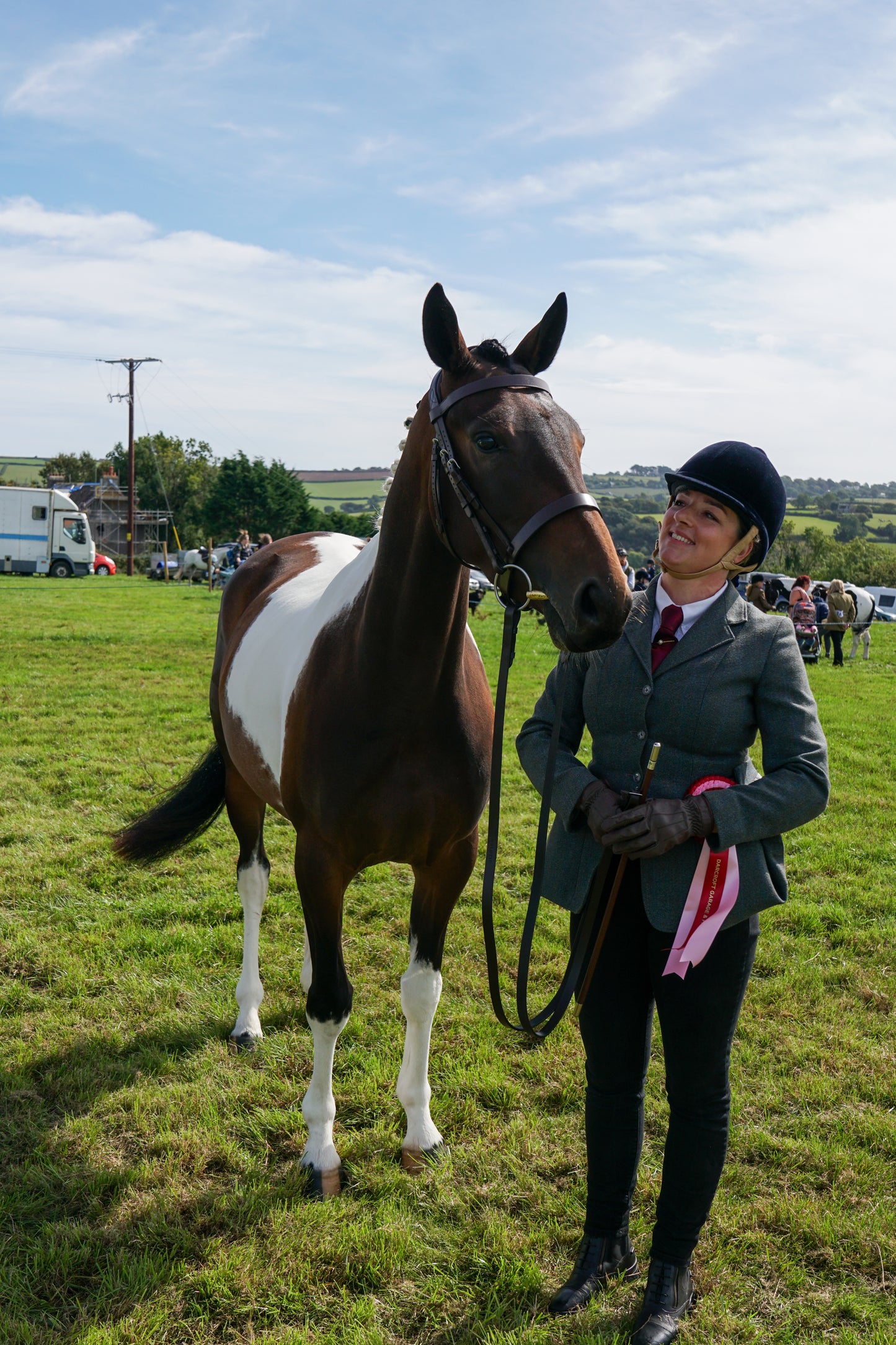lanlivery show in hand part 2