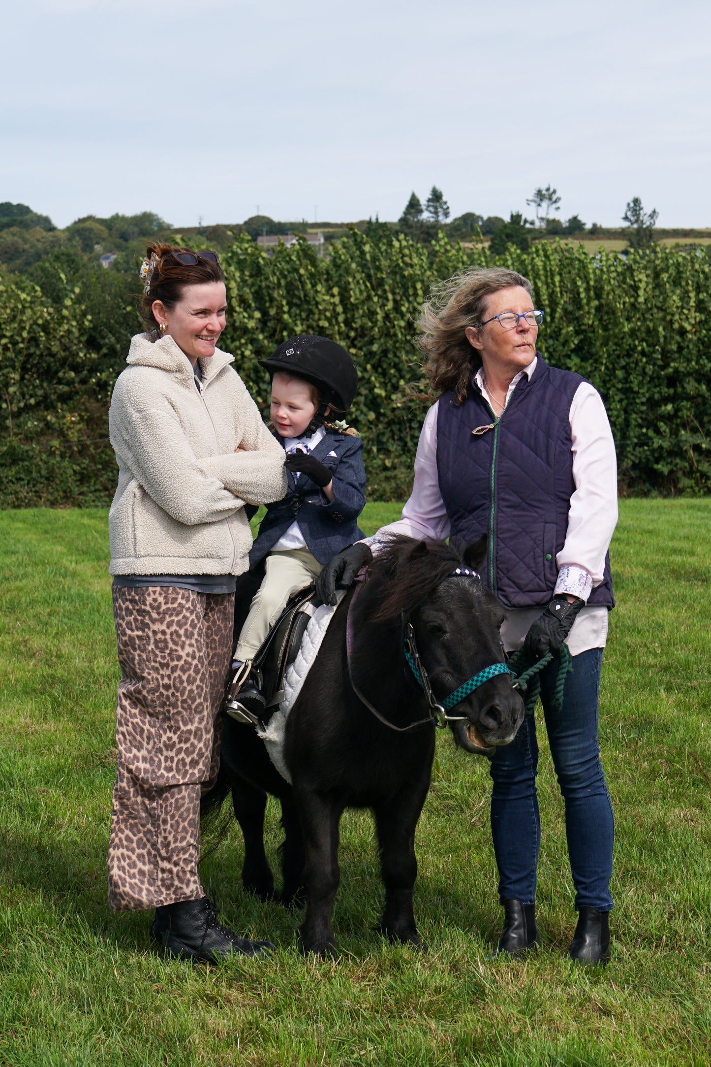lanlivery show in hand part 2