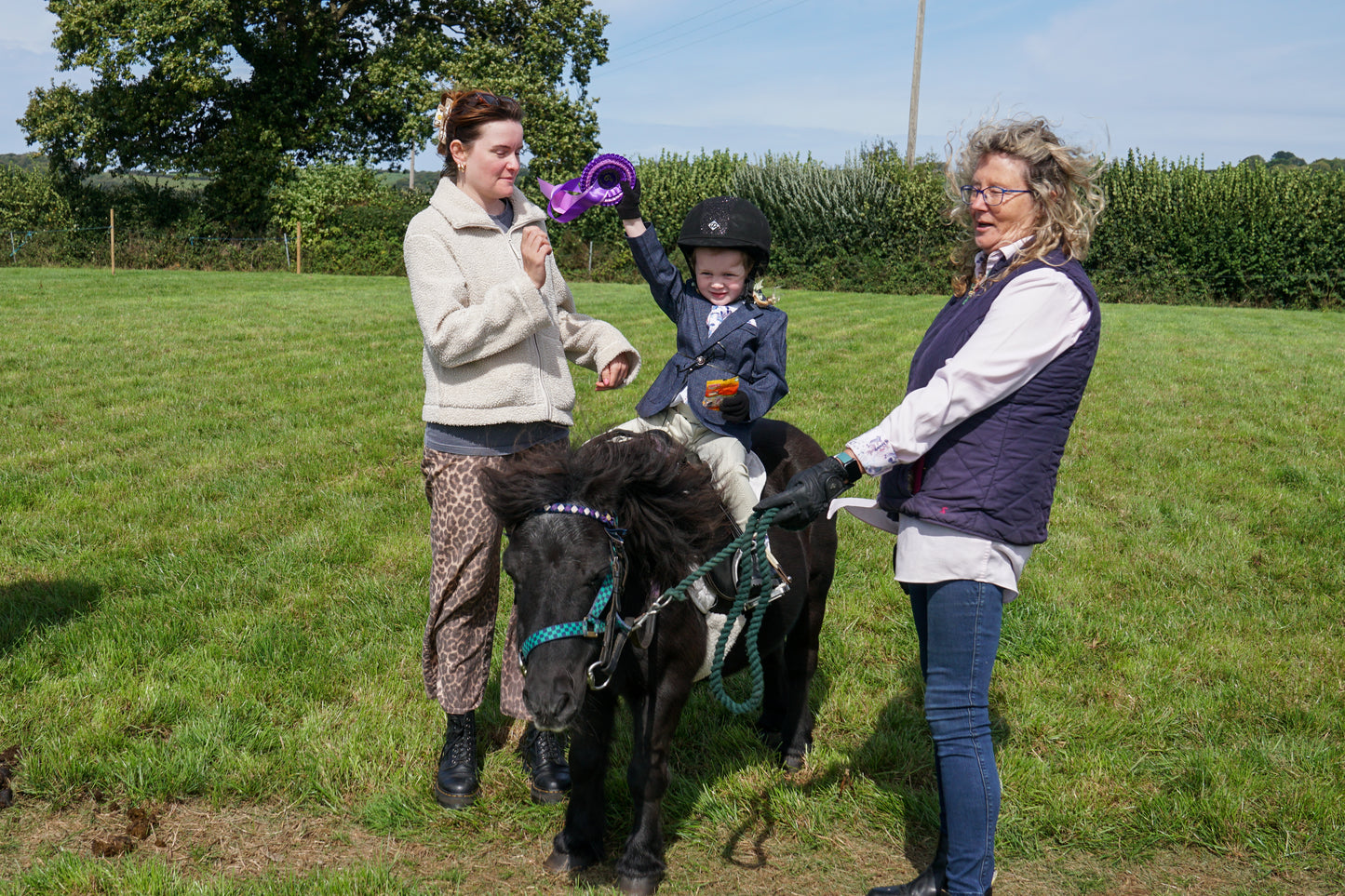 lanlivery show in hand part 2