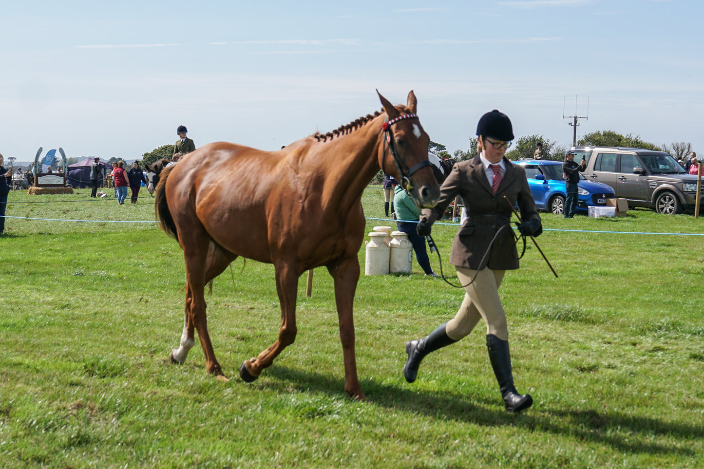 lanlivery show in hand part 2