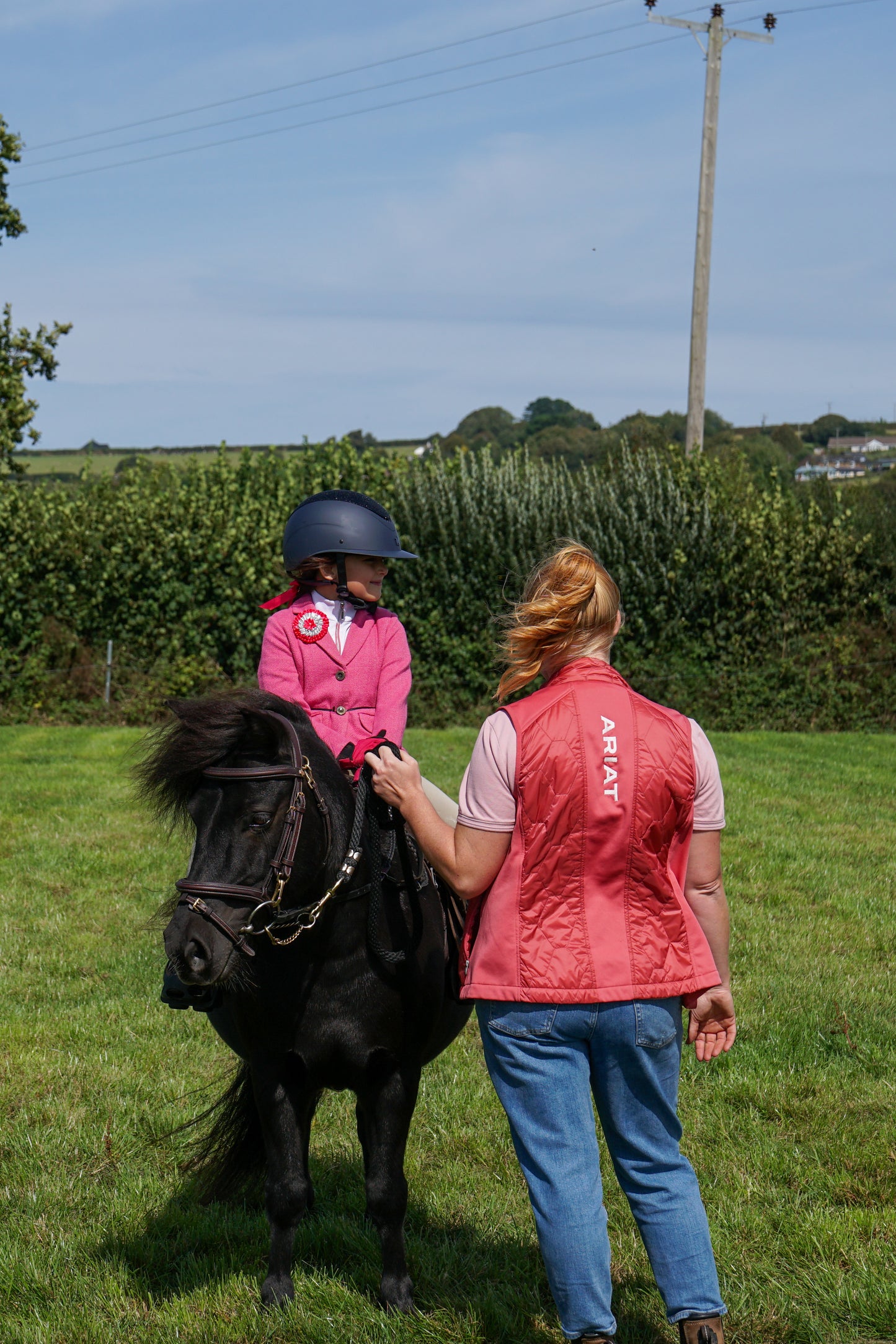 lanlivery show in hand part 2