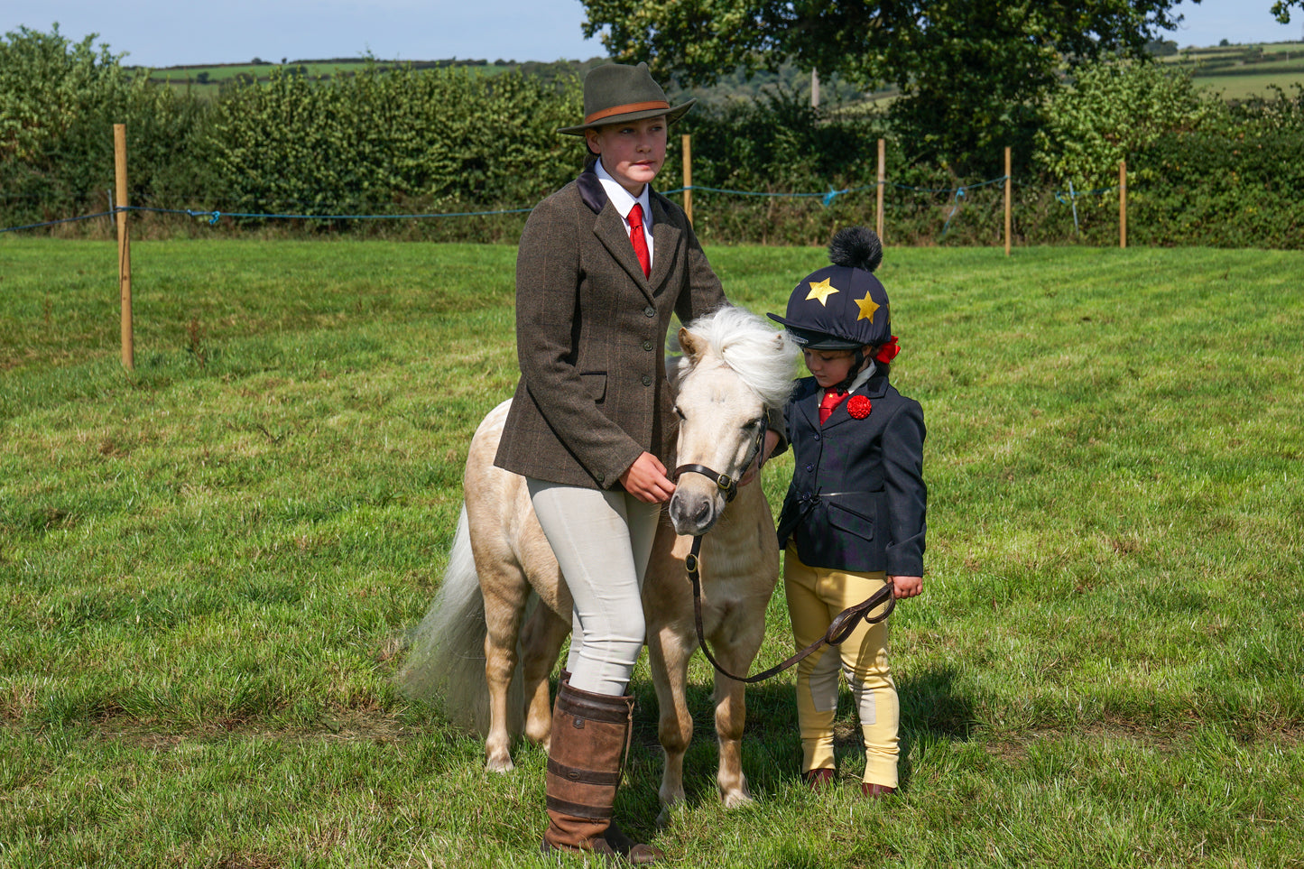 lanlivery show in hand part 2