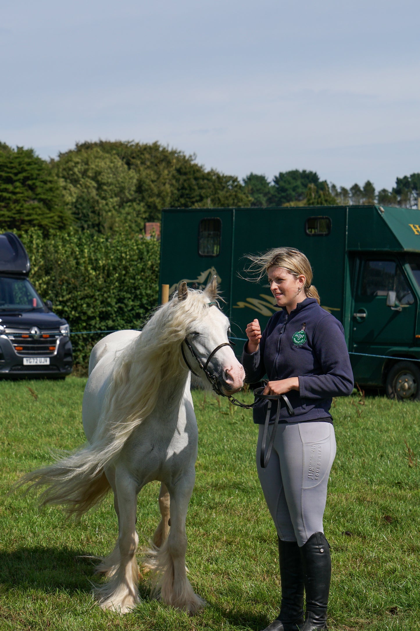 lanlivery show in hand part 3