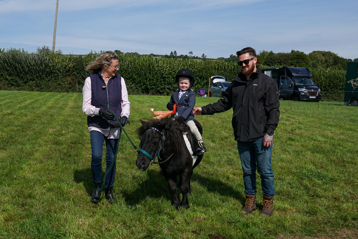 lanlivery show in hand part 3