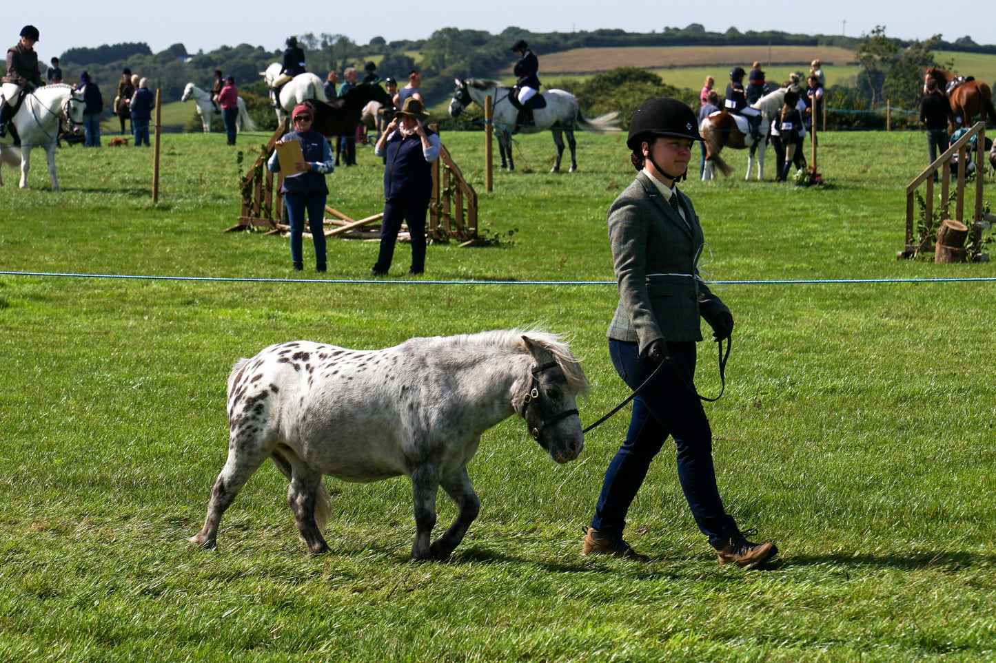 lanlivery show in hand part 3