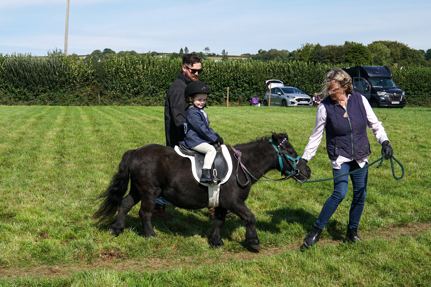 lanlivery show in hand part 3