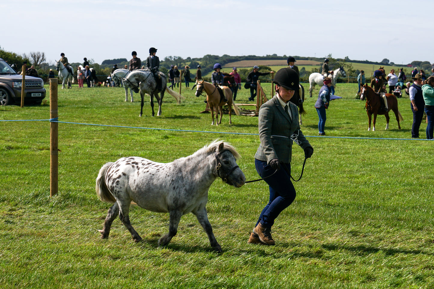 lanlivery show in hand part 3