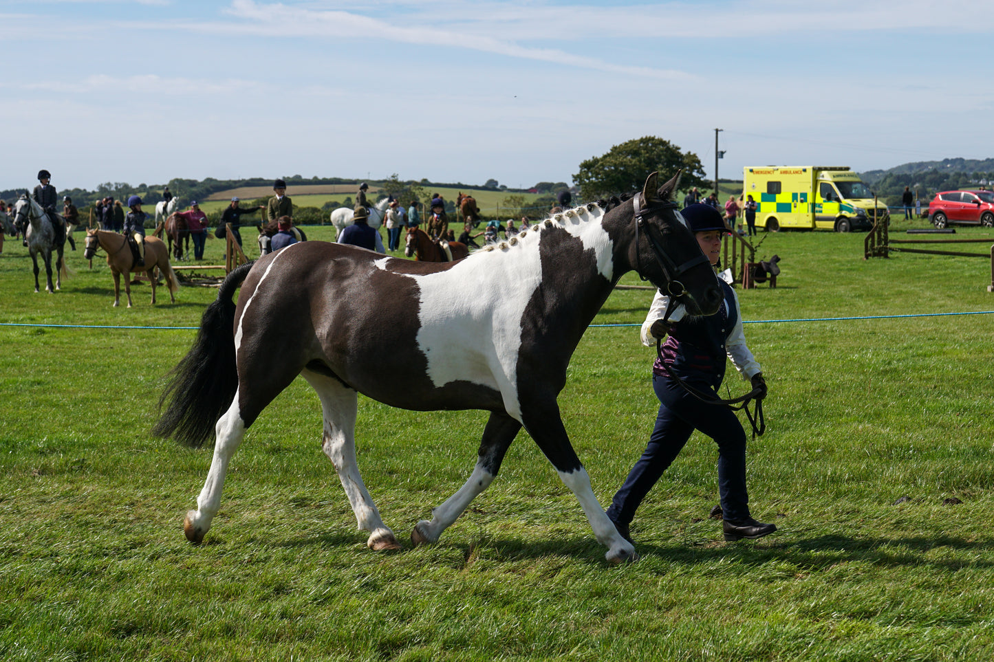 lanlivery show in hand part 3