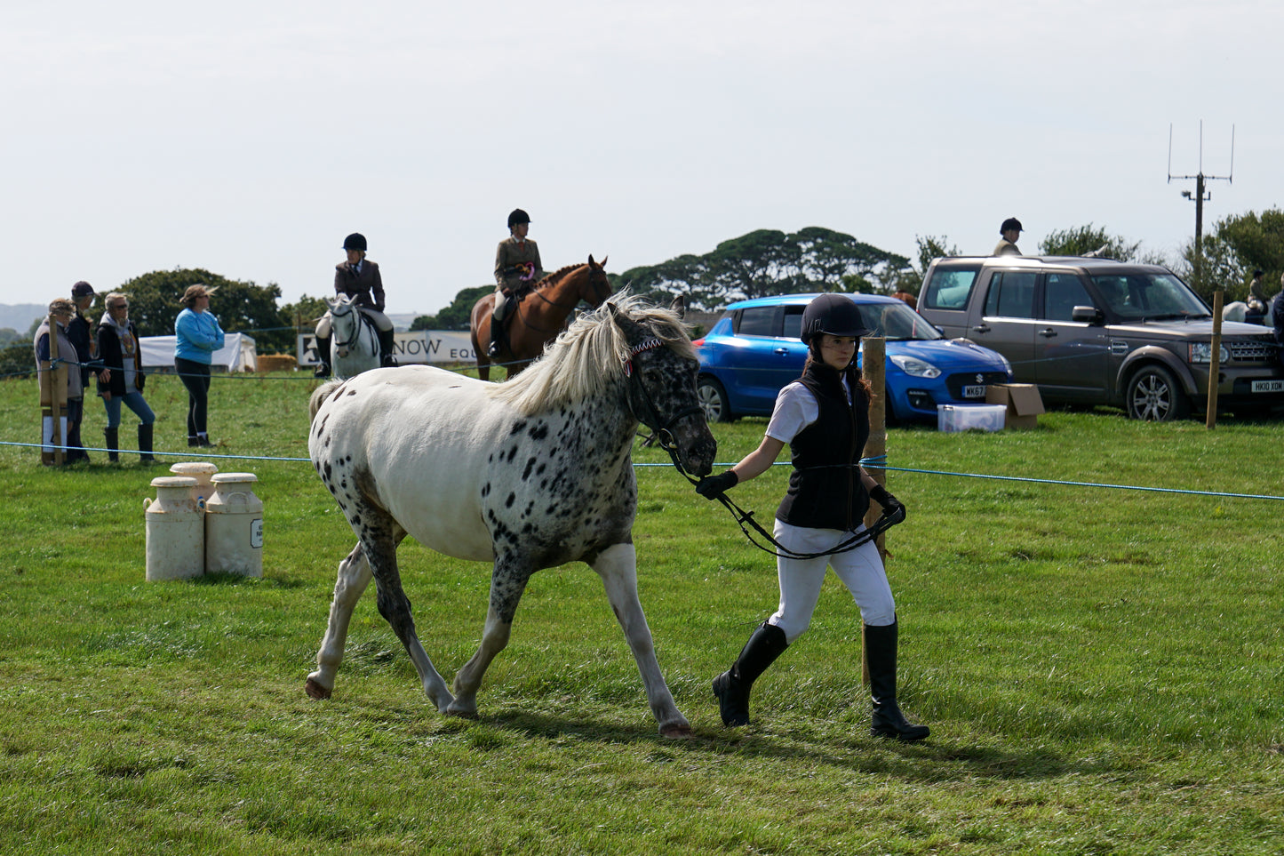 lanlivery show in hand part 3