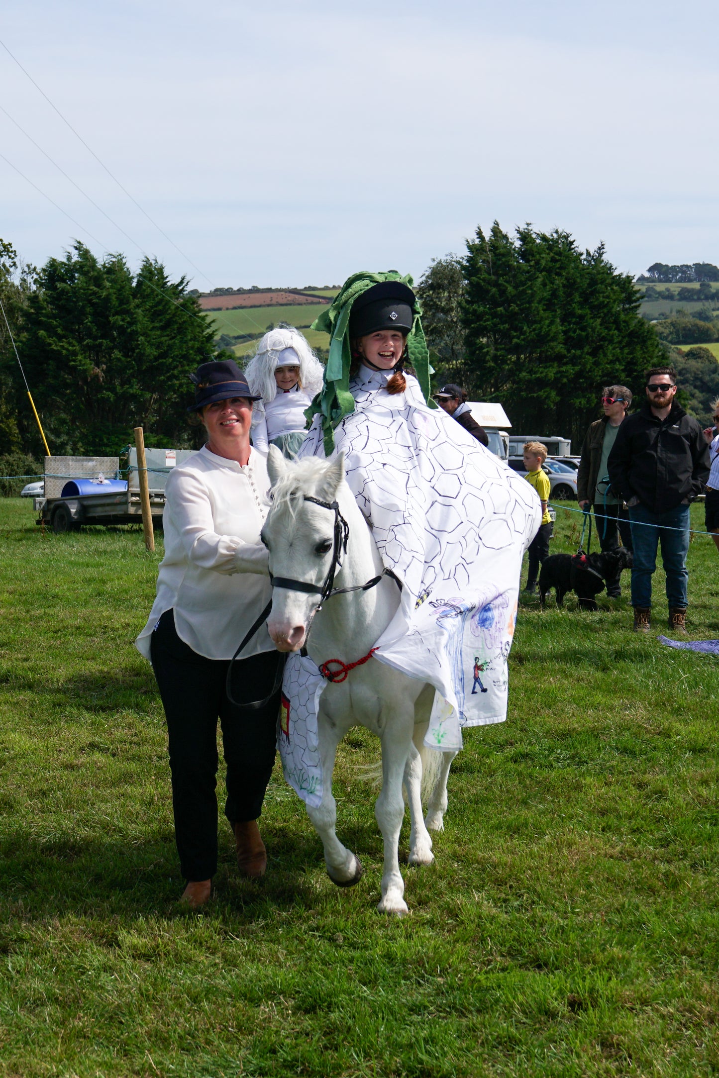 lanlivery show in hand part 3