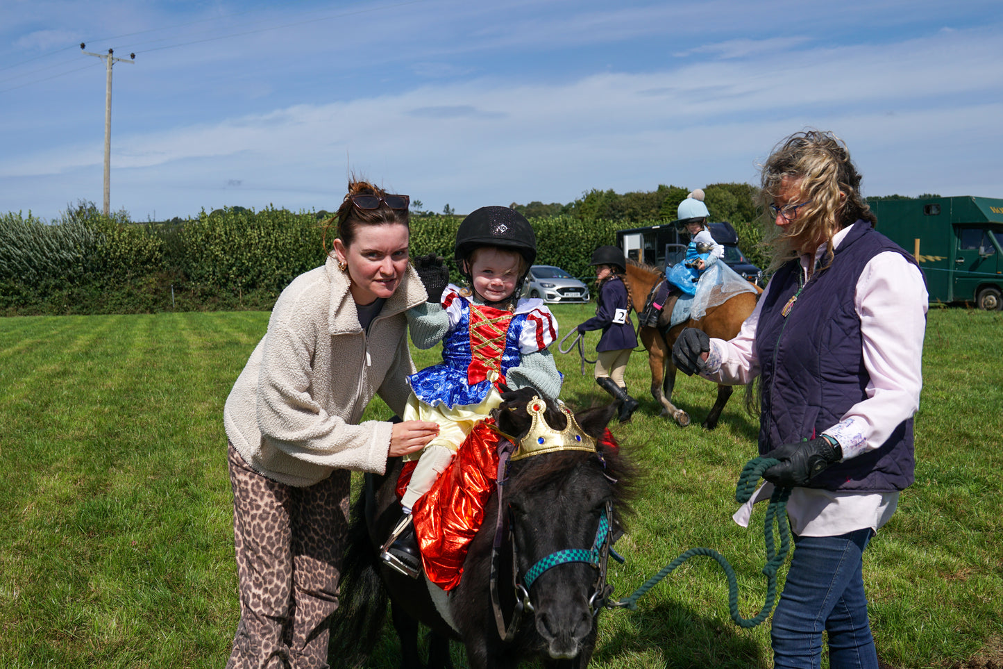 lanlivery show in hand part 3