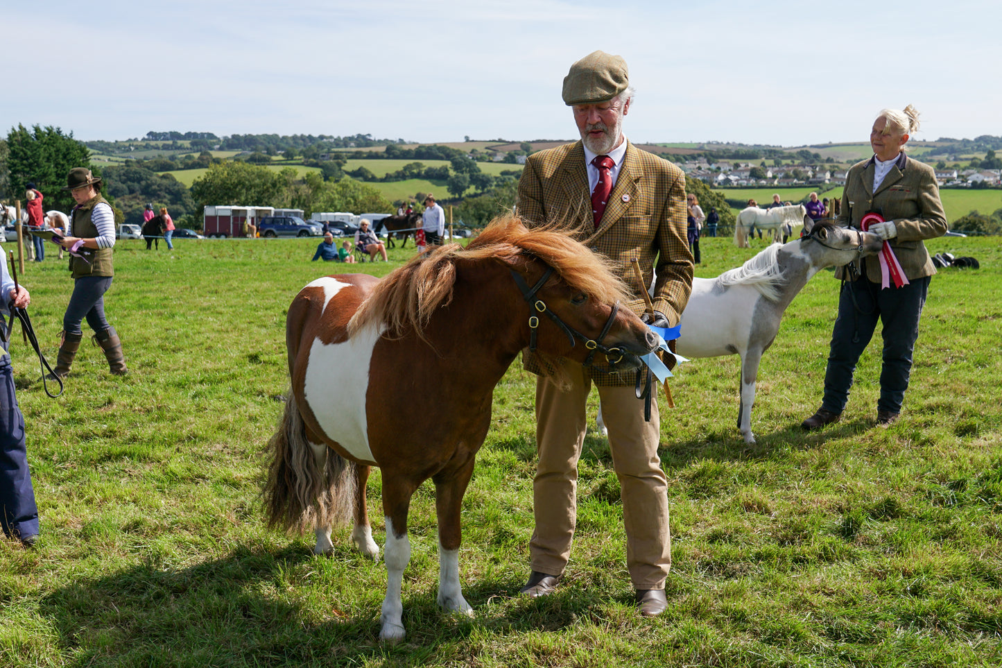 lanlivery show in hand part 3