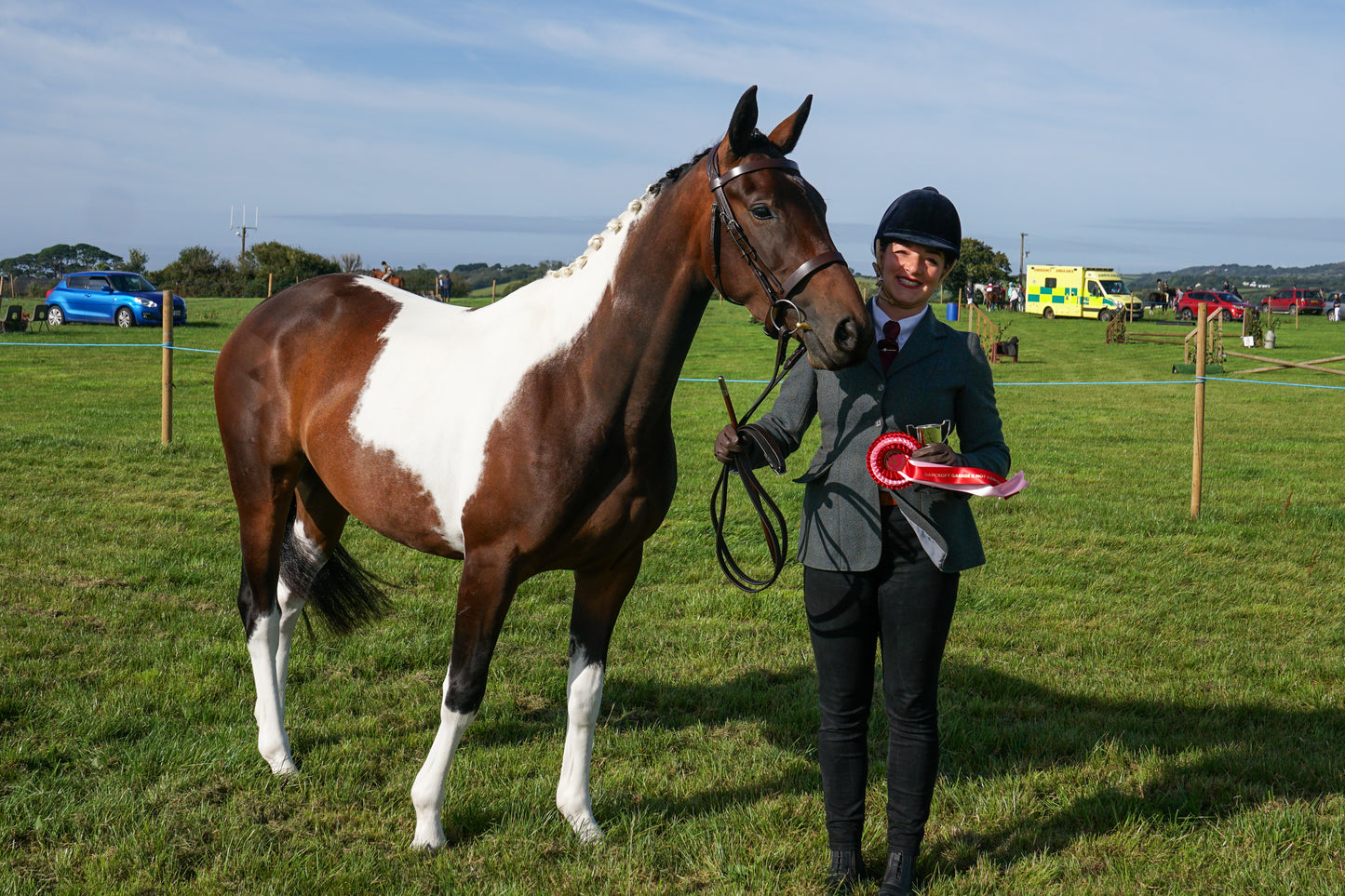 lanlivery show in hand part 1
