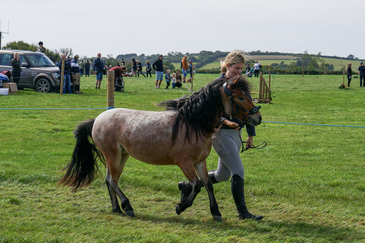 lanlivery show in hand part 4