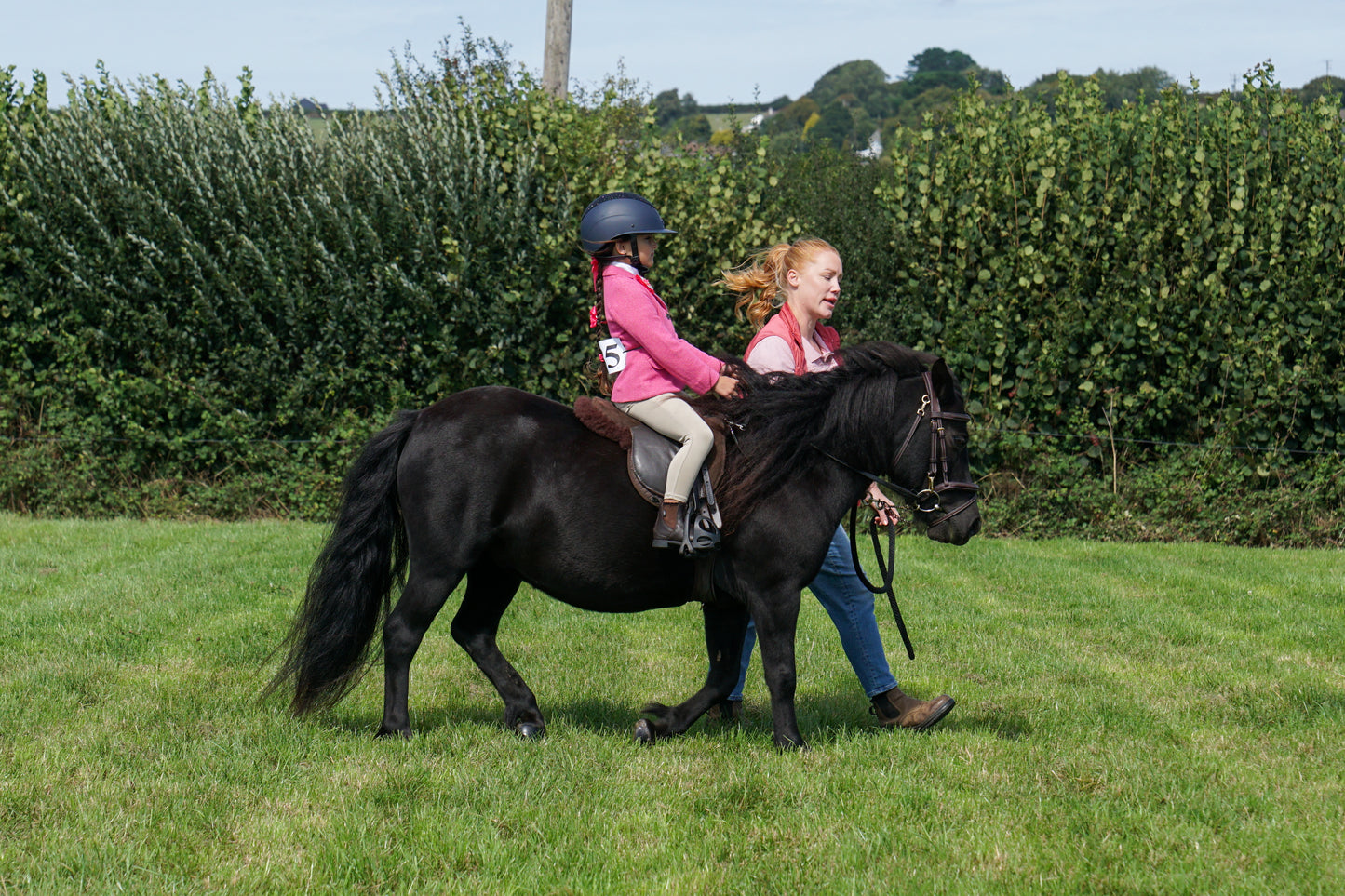 lanlivery show in hand part 4