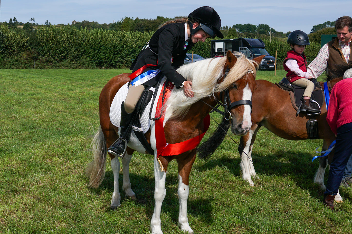 lanlivery show in hand part 4