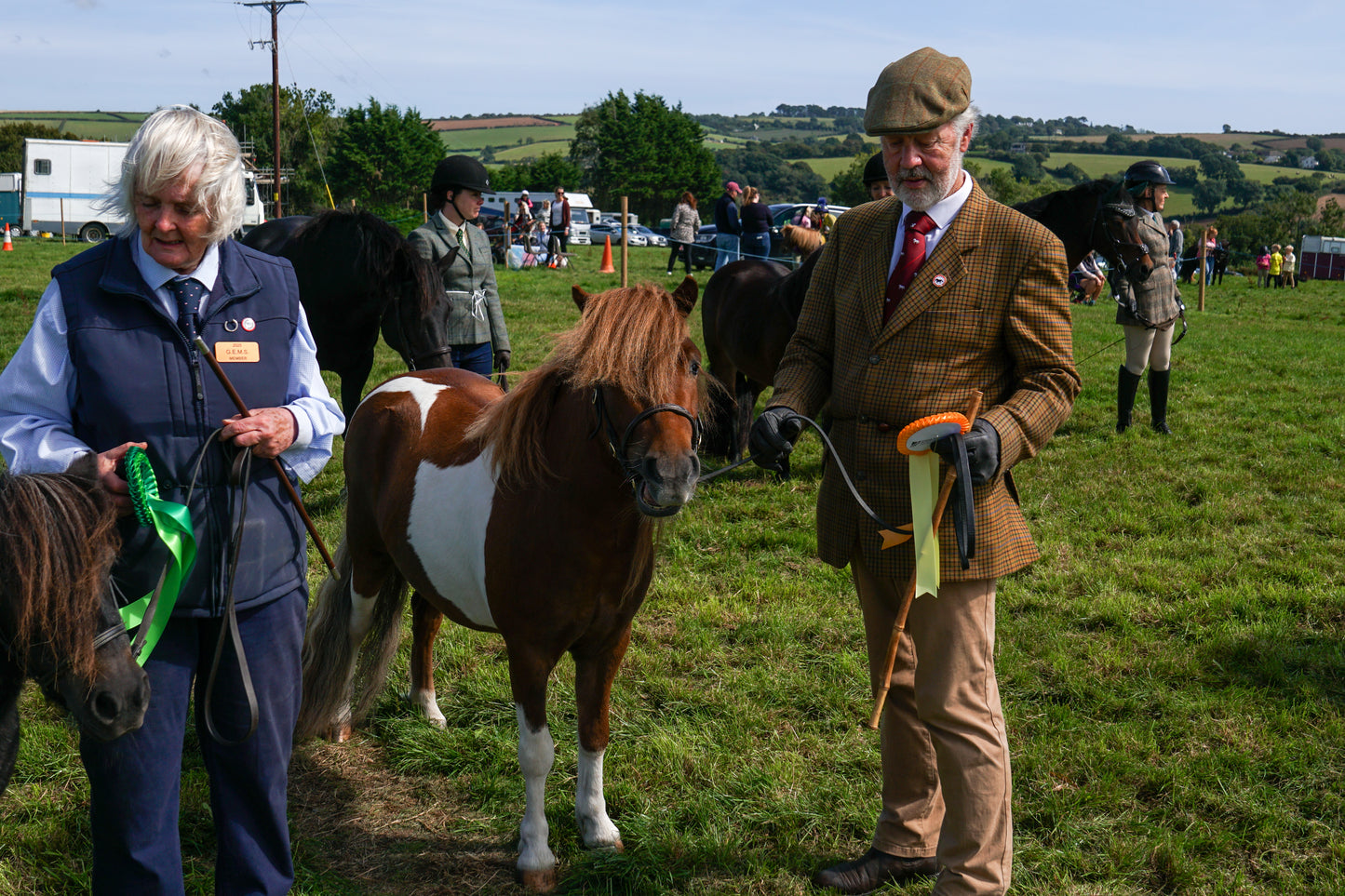 lanlivery show in hand part 4