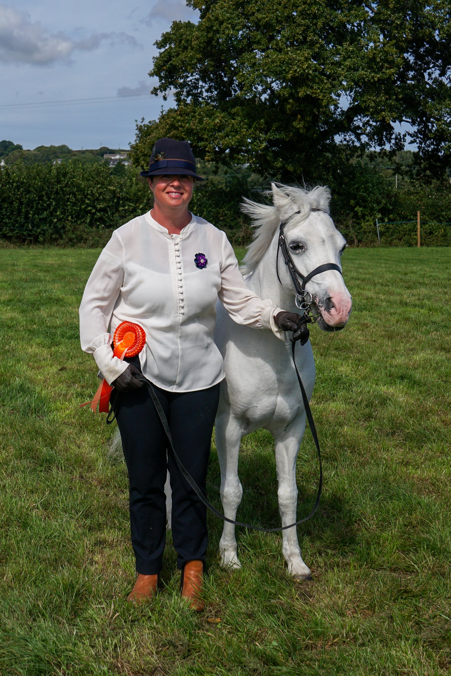 lanlivery show in hand part 4