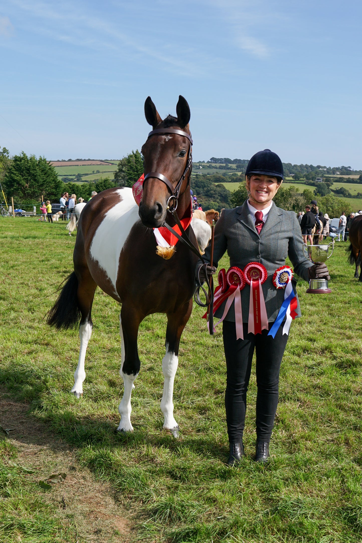 lanlivery show in hand part 4