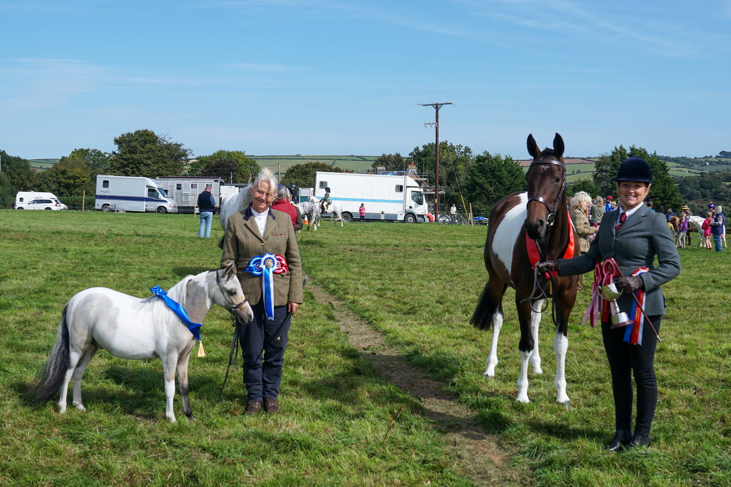 lanlivery show in hand part 4