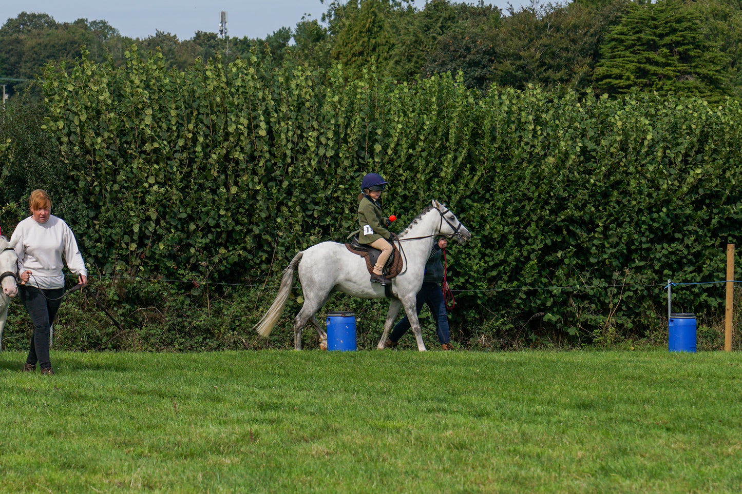 lanlivery show in hand part 4