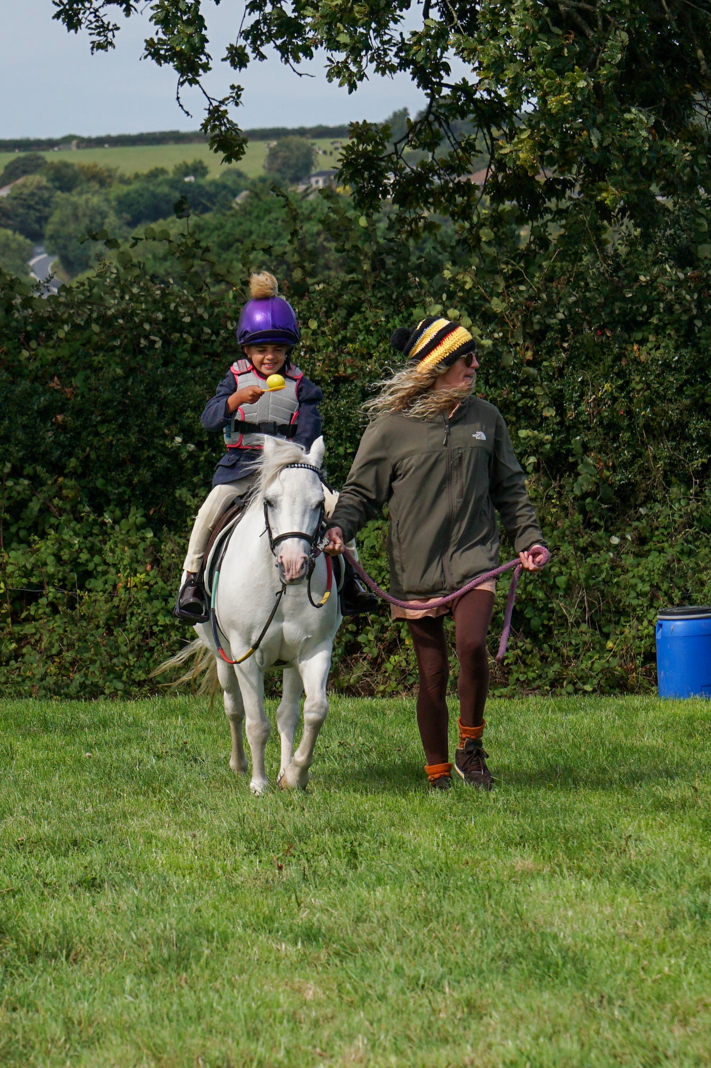 lanlivery show in hand part 4