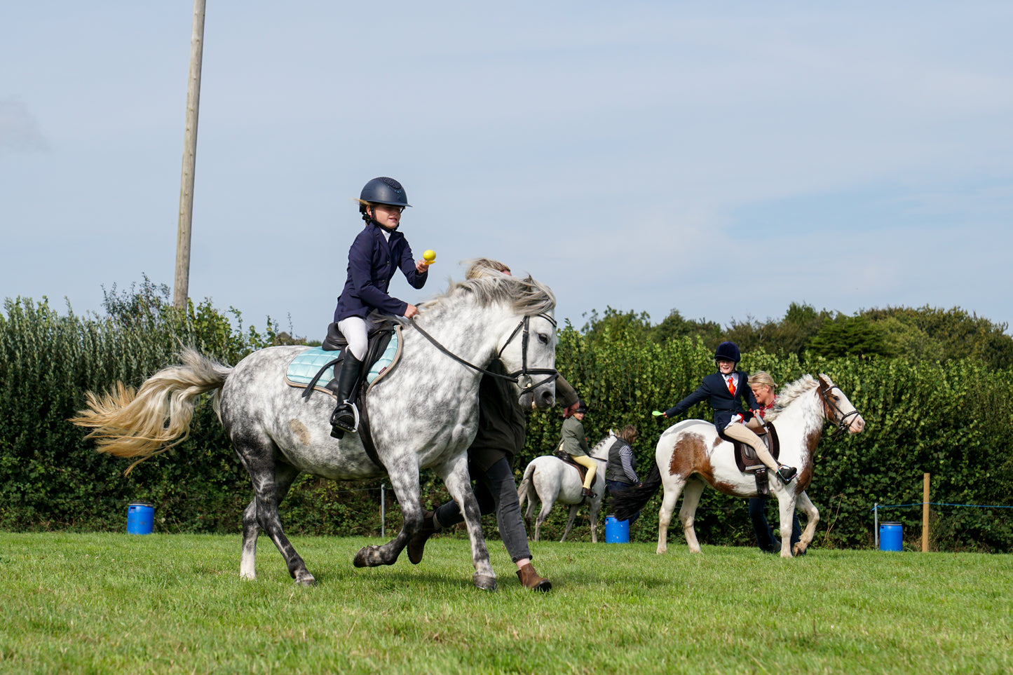 lanlivery show in hand part 4