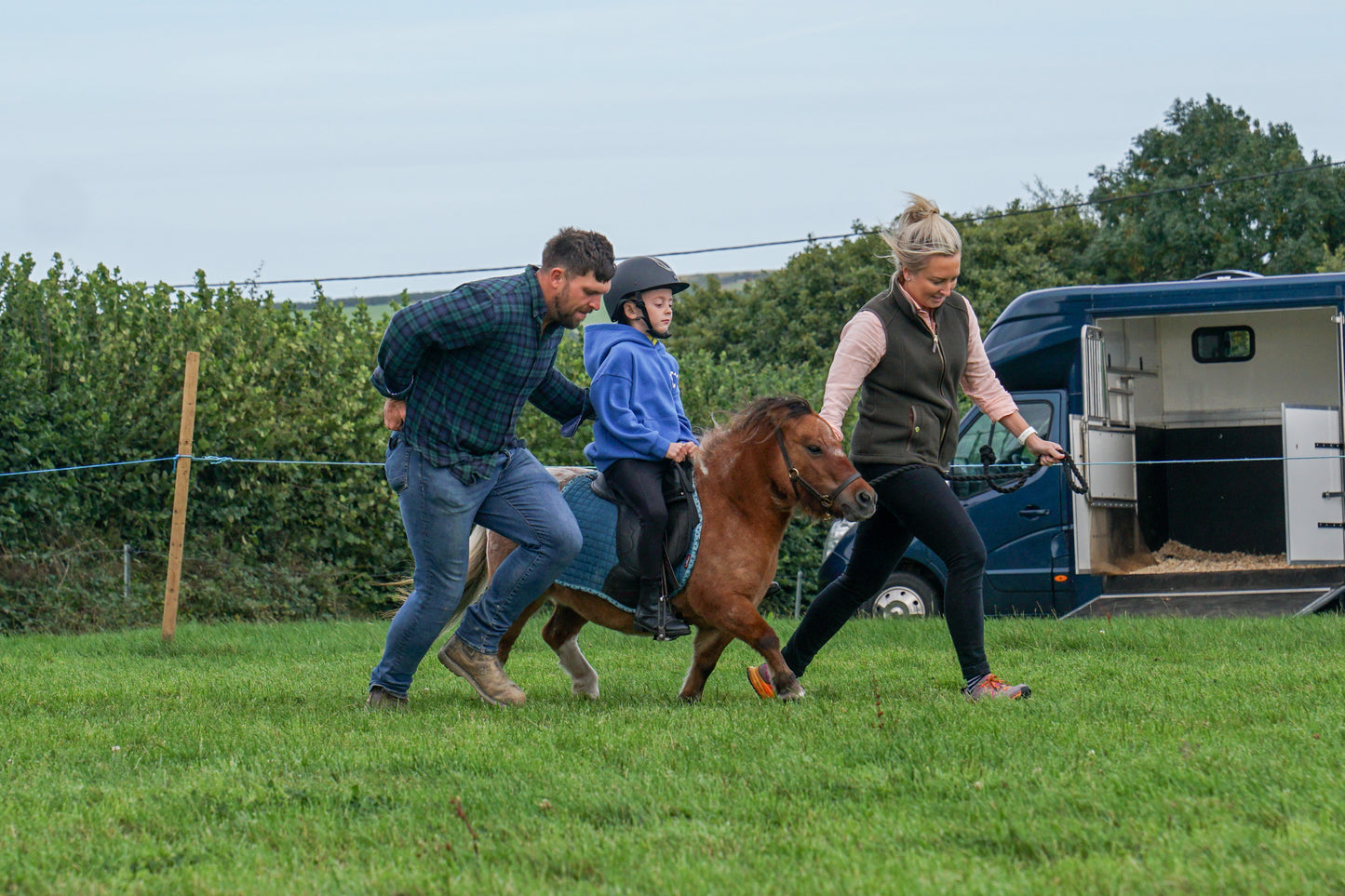 lanlivery show in hand part 4