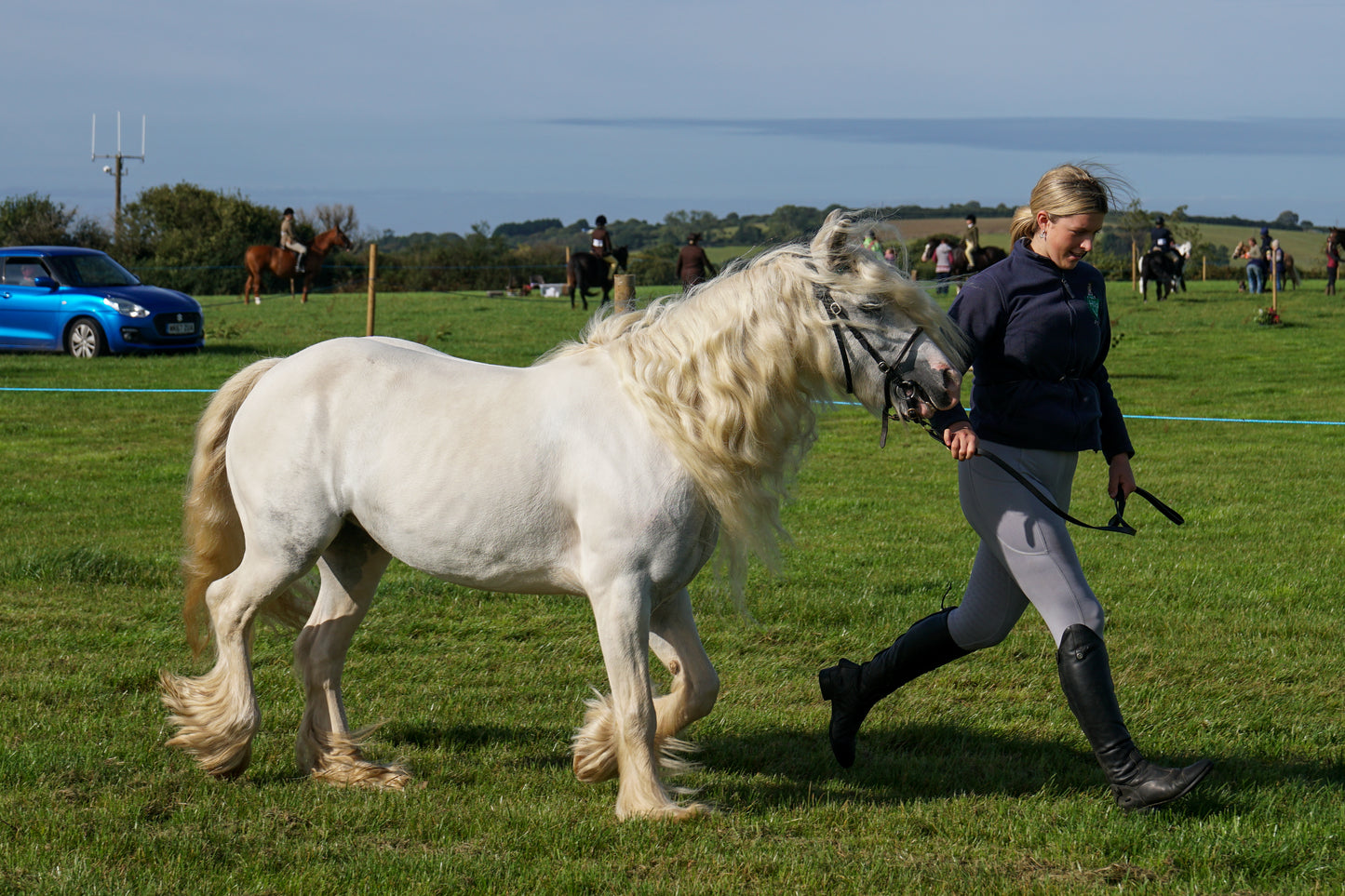 lanlivery show in hand part 1
