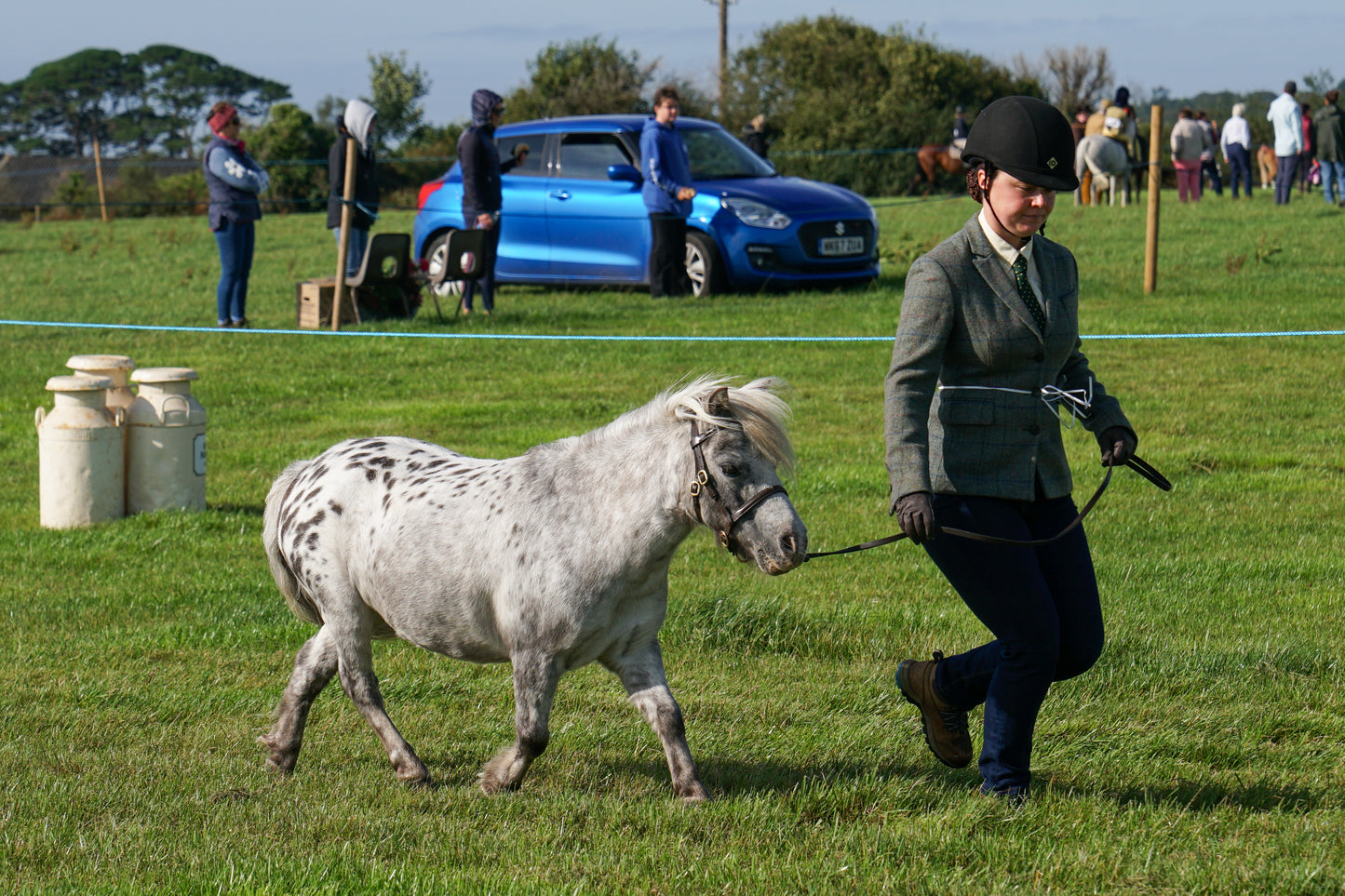 lanlivery show in hand part 1