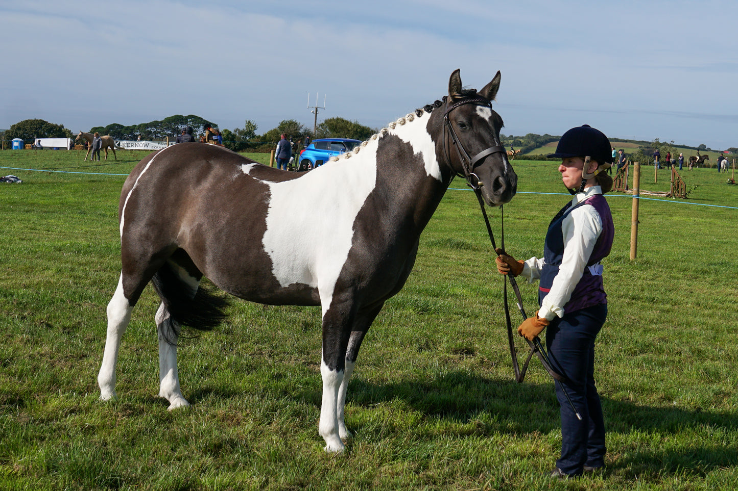 lanlivery show in hand part 1