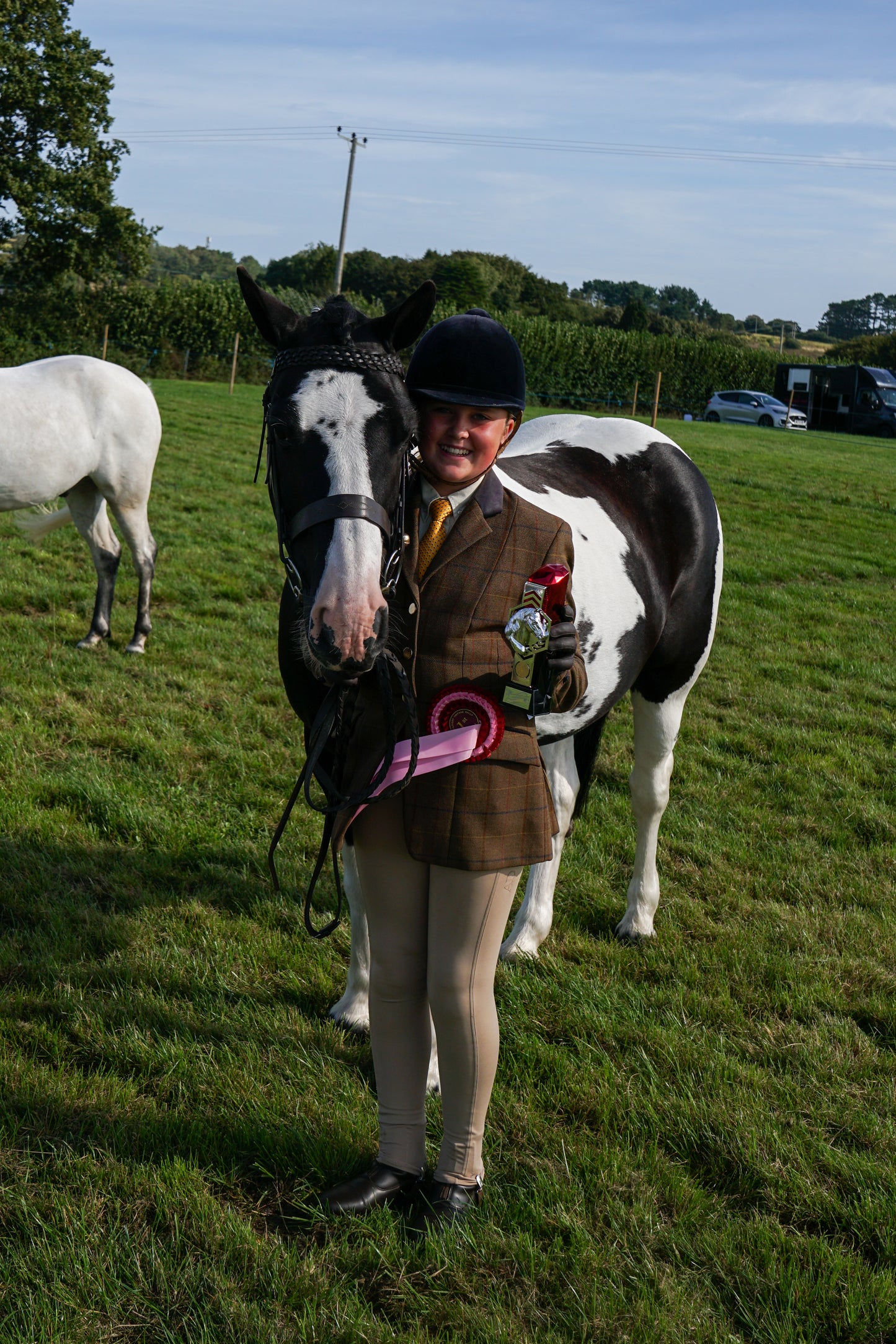 lanlivery show in hand part 1