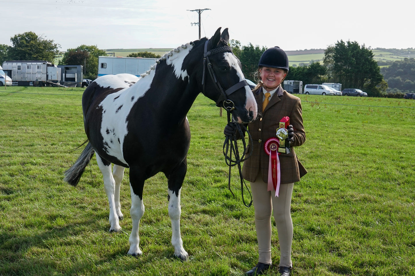 lanlivery show in hand part 1