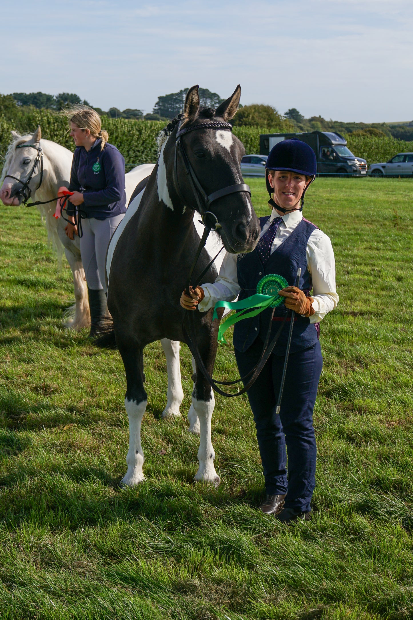lanlivery show in hand part 1