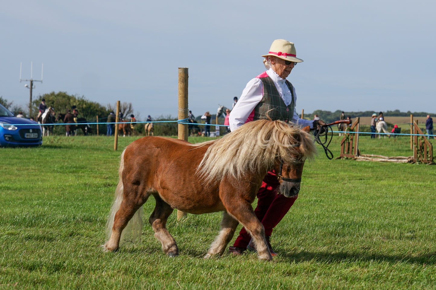 lanlivery show in hand part 1