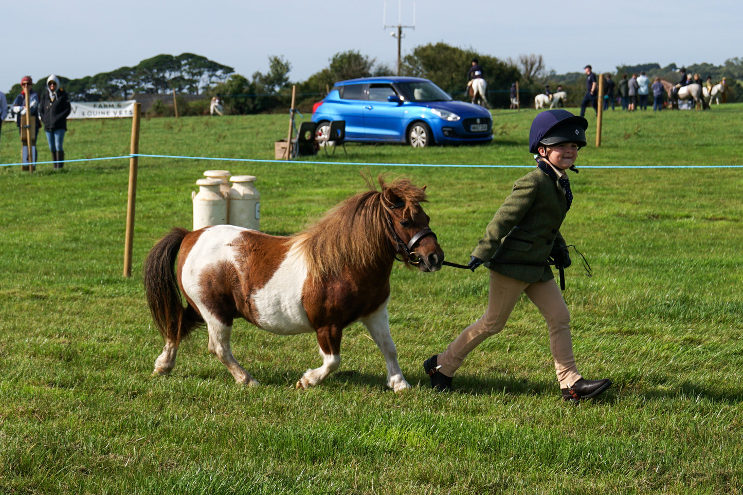 lanlivery show in hand part 1